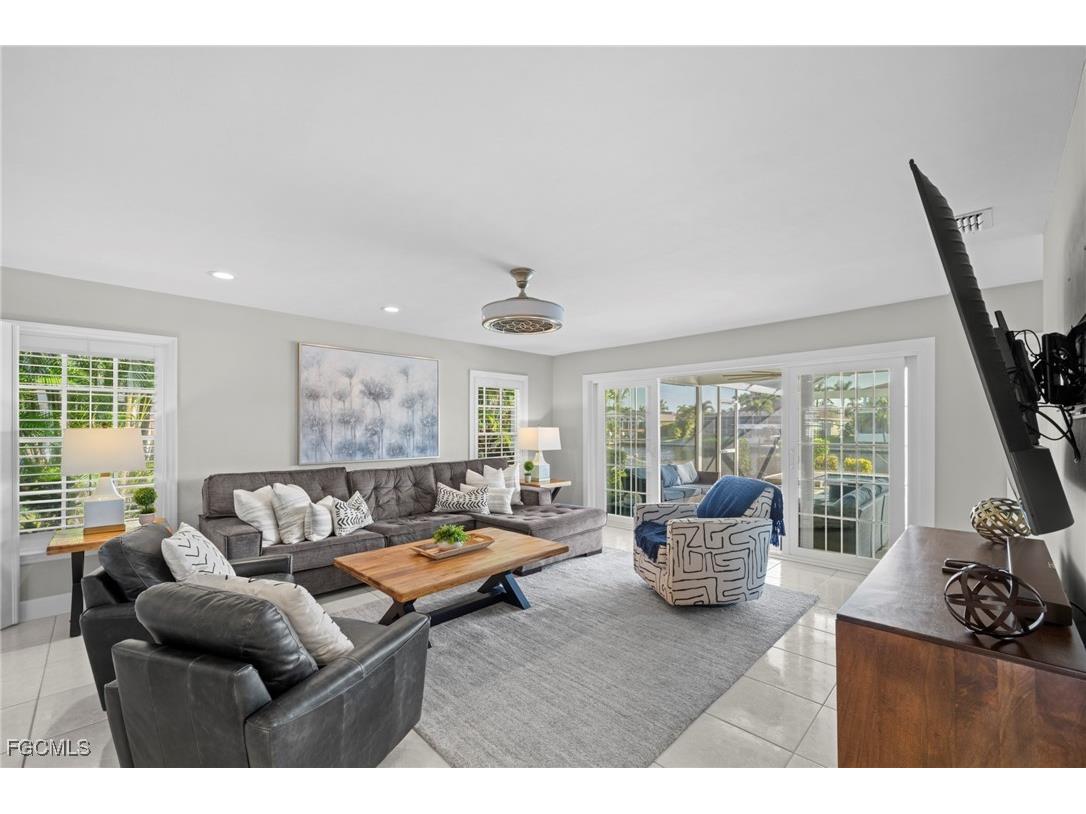 5303 SW 26th Court Cape Coral FL 33914 2025016635 image2