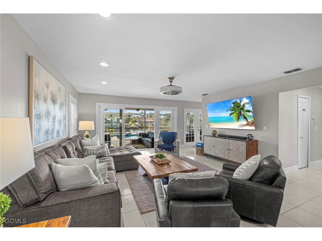 5303 SW 26th Court Cape Coral FL 33914 2025016635 image3