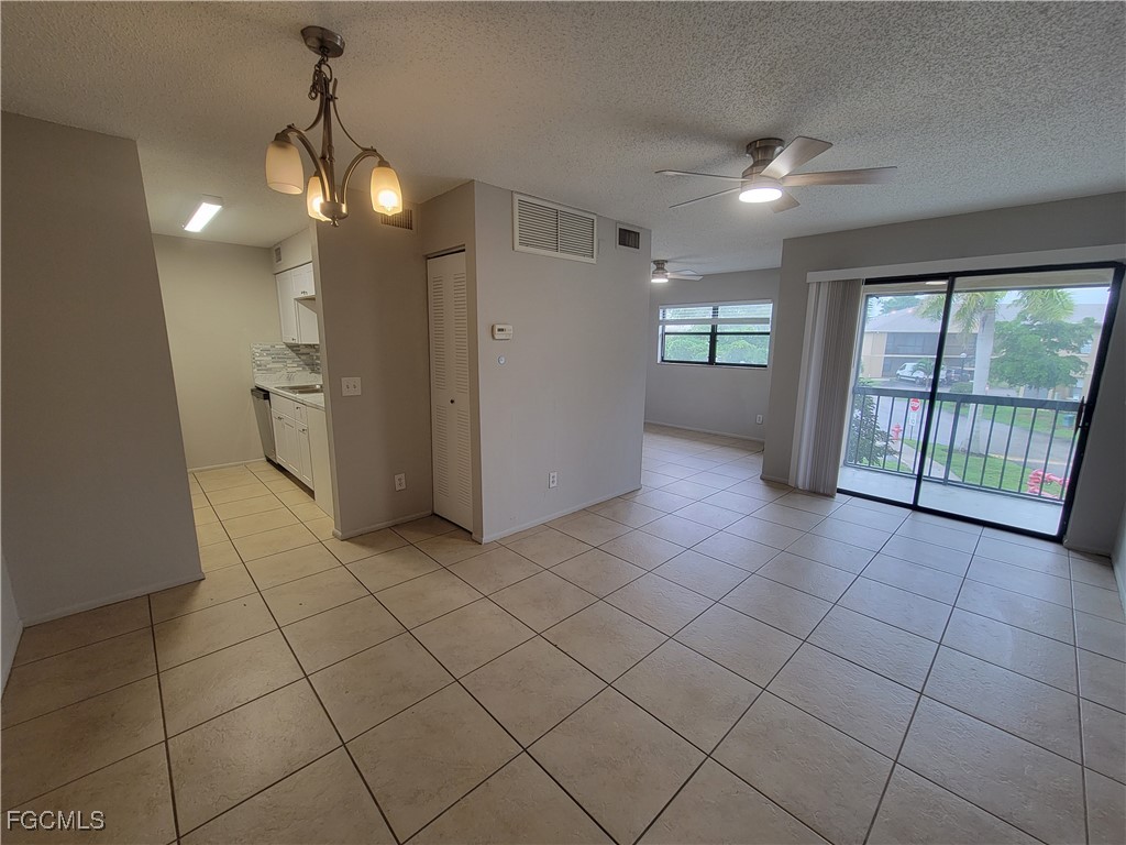 5303 Summerlin Road #310 Fort Myers FL 33919 2025006512 image1