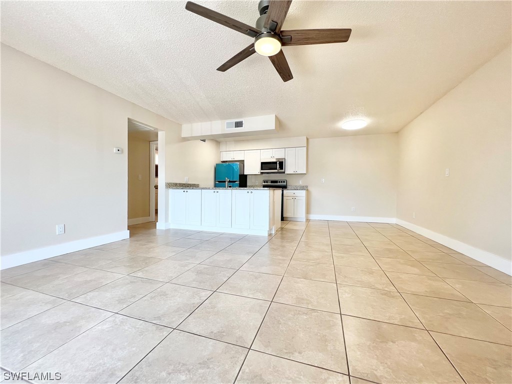 5303 Summerlin Road #311 Fort Myers FL 33919 223046620 image1