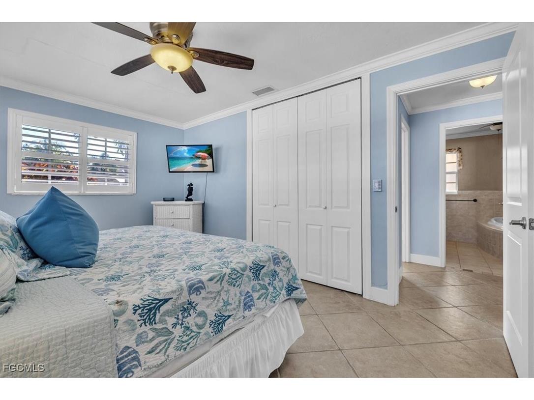 5305 Malaluka Court Cape Coral FL 33904 2025017865 image20