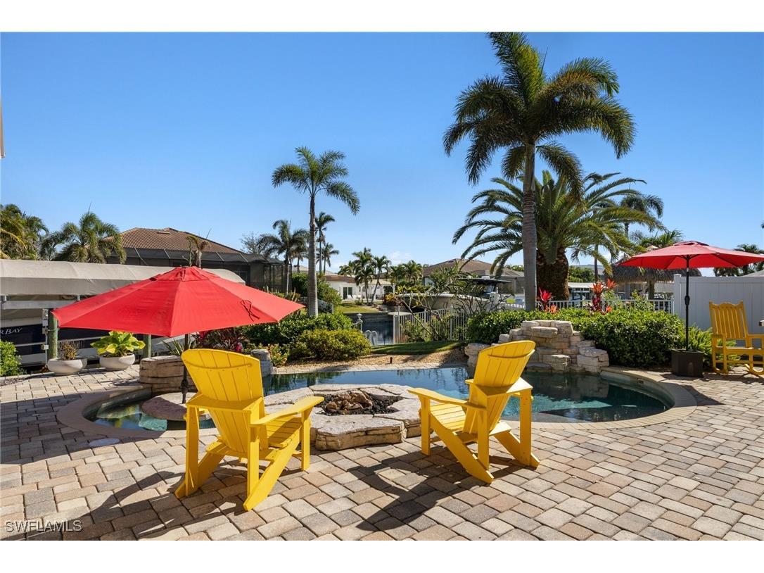 5305 Malaluka Court Cape Coral FL 33904 224104171 image1