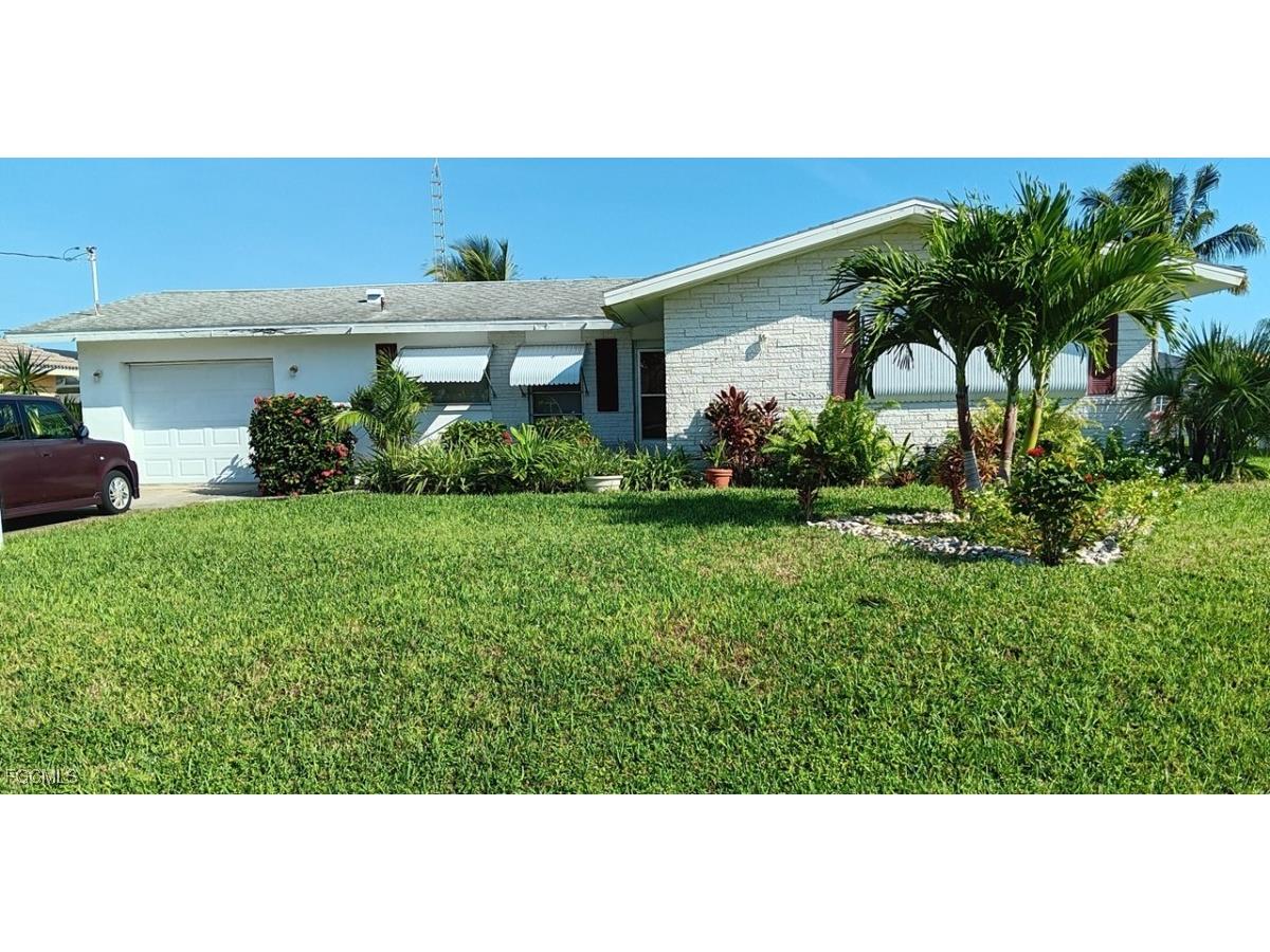5305 SW 2nd Place Cape Coral FL 33914 2025023699 image1