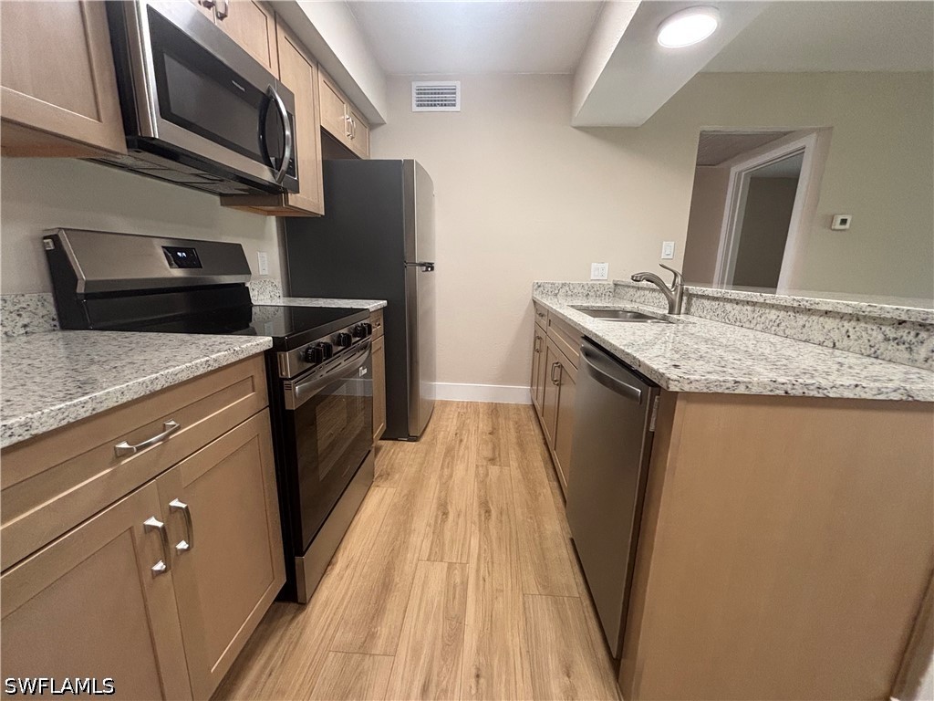 5305 Summerlin Road #501 Fort Myers FL 33919 226019665 image1