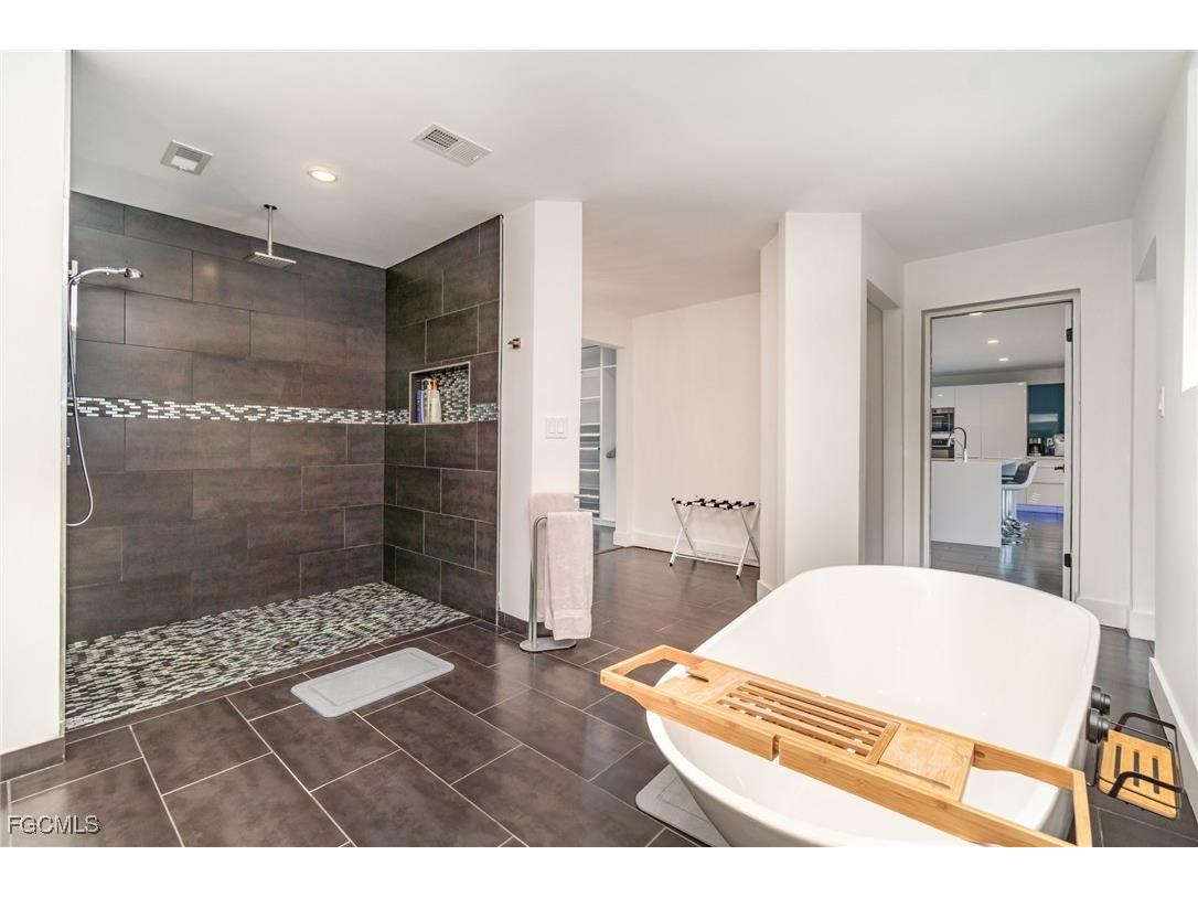 5306 Cortez Court Cape Coral FL 33904 2025010203 image15