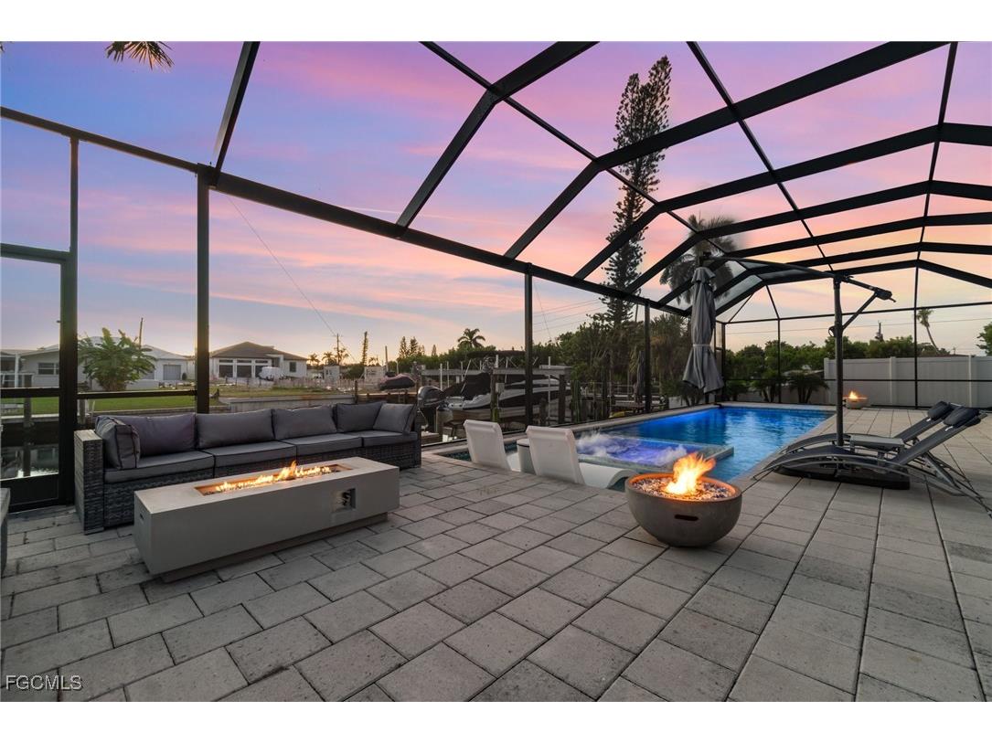 5306 Cortez Court Cape Coral FL 33904 2025010203 image3