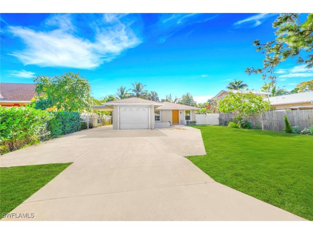 5306 Martin Street Naples FL 34113 225083272 image1