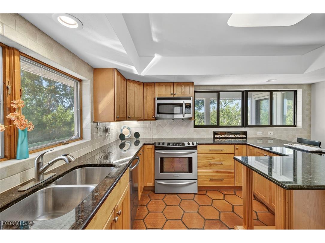 5307 Ladyfinger Lake Road Sanibel FL 33957 2025015623 image13