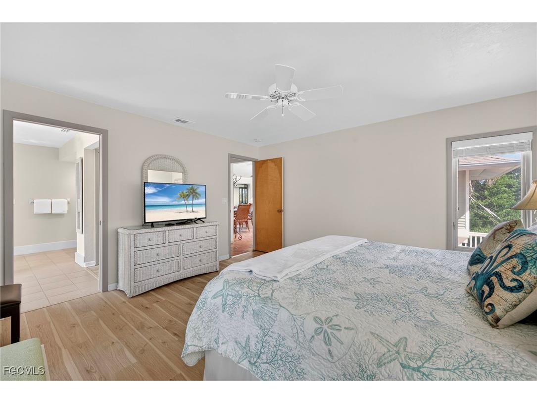 5307 Ladyfinger Lake Road Sanibel FL 33957 2025015623 image28