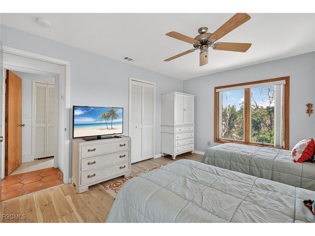 5307 Ladyfinger Lake Road Sanibel FL 33957 2025015623 image31