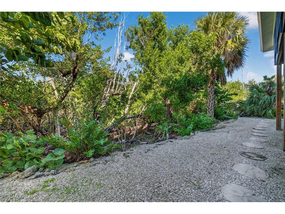 5307 Ladyfinger Lake Road Sanibel FL 33957 2025015623 image35