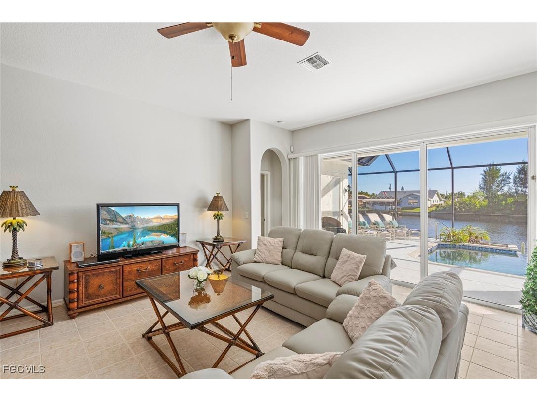 5307 SW 25th Place Cape Coral FL 33914 2025021232 image10