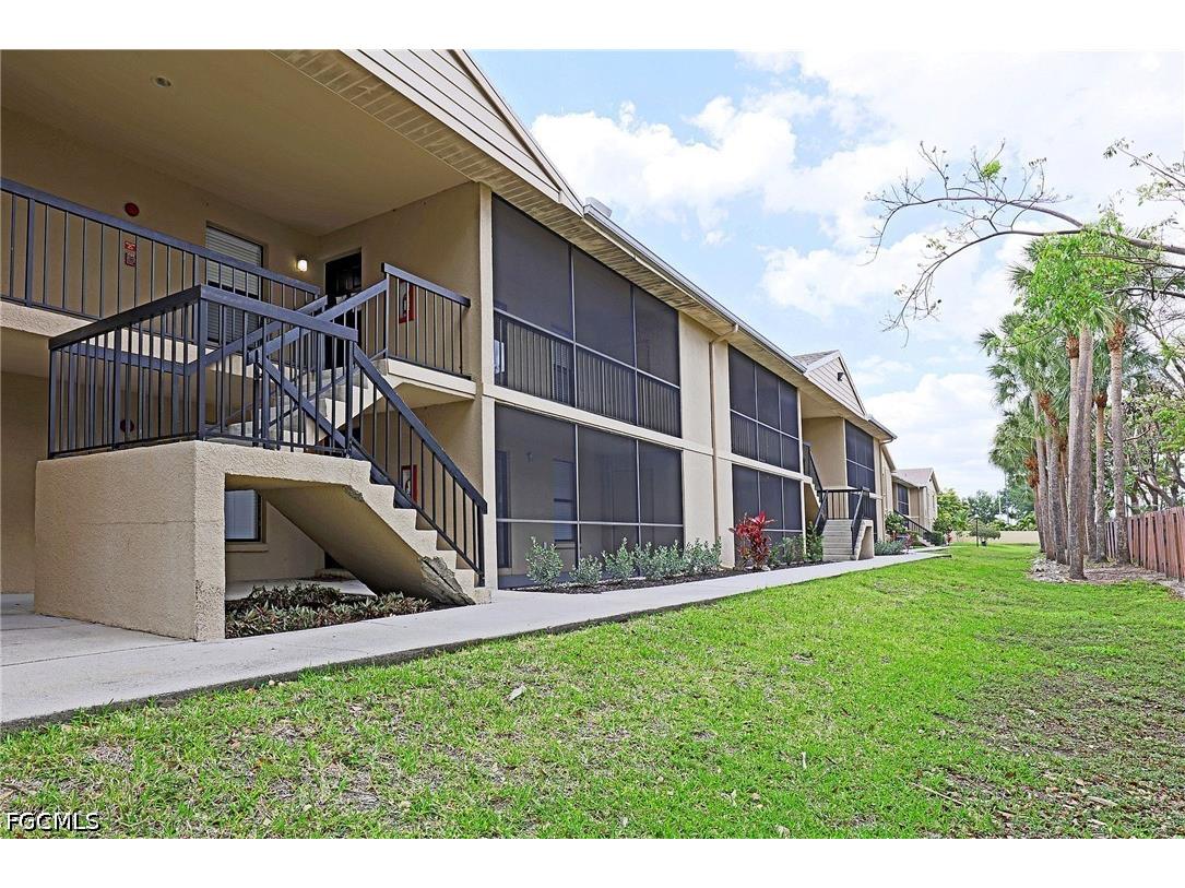 5307 Summerlin Road #714 Fort Myers FL 33919 2026018463 image1