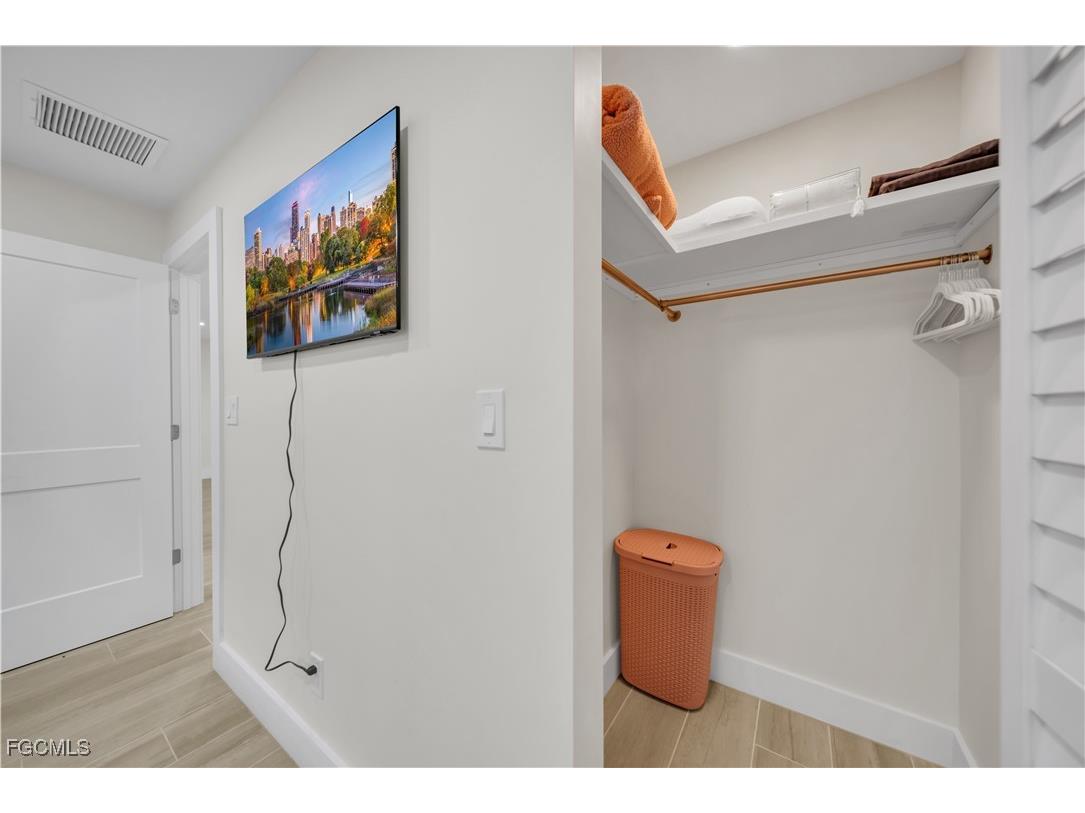 5309 SW 11th Avenue Cape Coral FL 33914 2025013980 image40