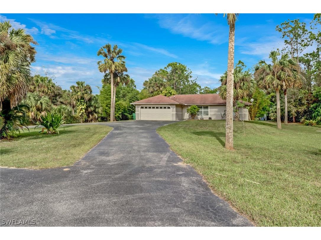 531 18th Avenue NE Naples FL 34120 222085240 image1