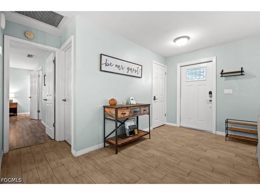 531 SE 36th Street Cape Coral FL 33904 2026026431 image2