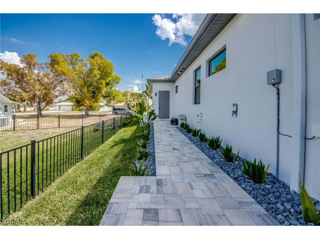 5310 Bayview Court Cape Coral FL 33904 2026011173 image46