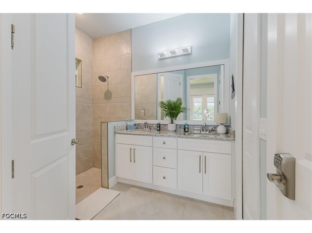 5310 Cocoa Court Cape Coral FL 33904 2026024388 image7