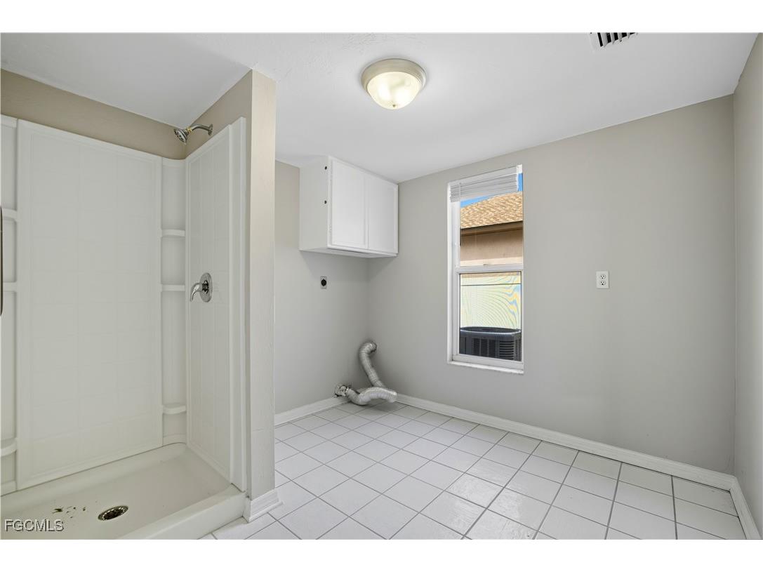 5310 SW 25th Court Cape Coral FL 33914 2025013496 image12