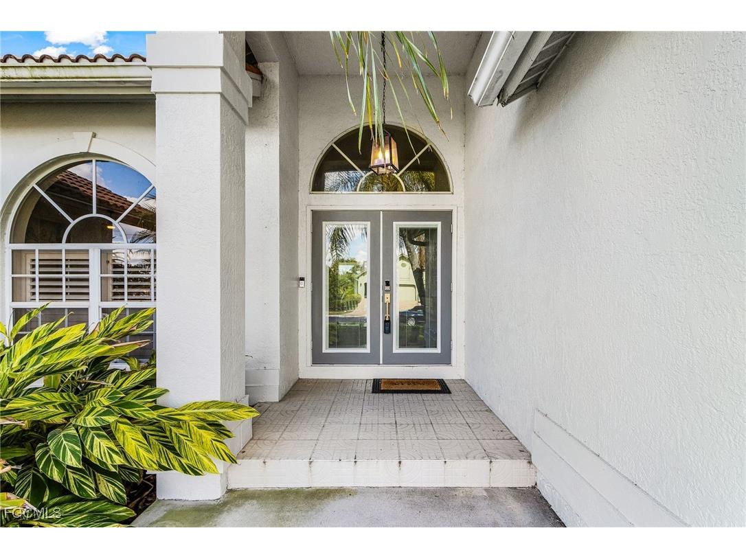 5311 Harborage Drive Fort Myers FL 33908 2026000391 image2