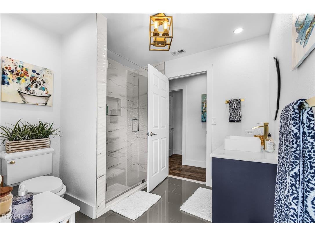 5311 Harborage Drive Fort Myers FL 33908 2026000391 image23