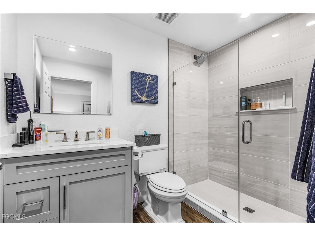 5311 Harborage Drive Fort Myers FL 33908 2026000391 image26