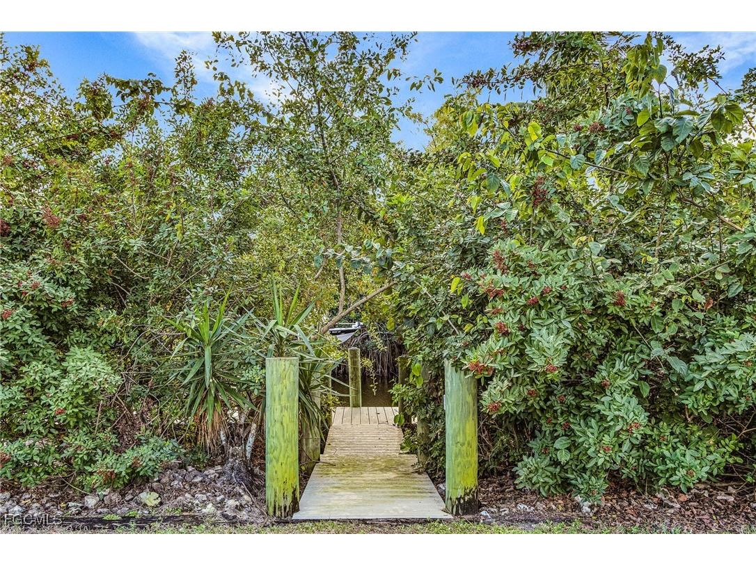 5311 Harborage Drive Fort Myers FL 33908 2026000391 image33
