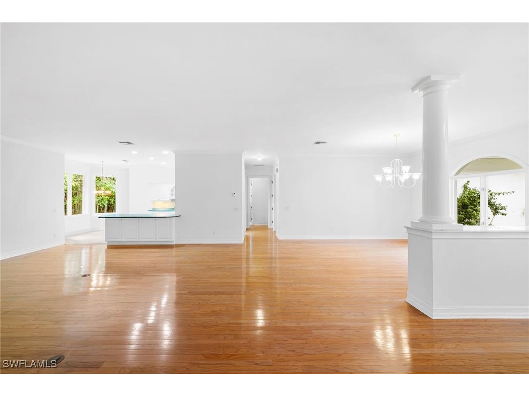 5311 Sycamore Drive Naples FL 34119 225047367 image1