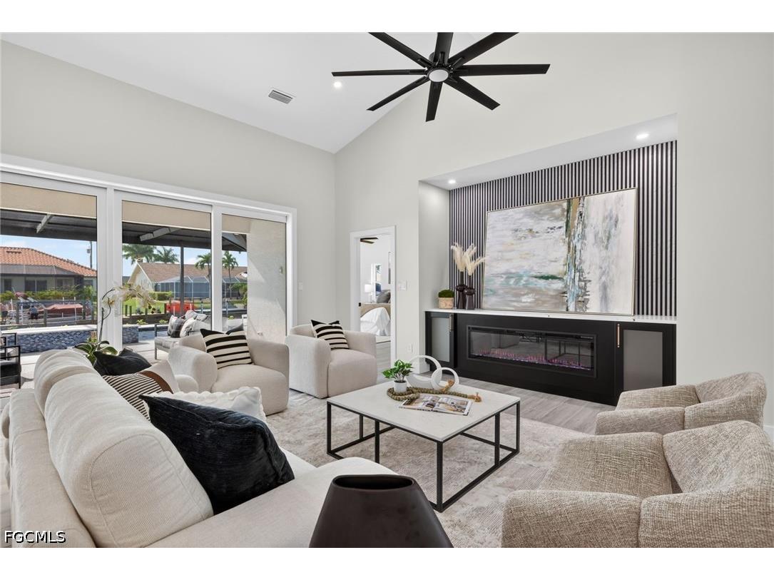 5312 SW 9th Place Cape Coral FL 33914 2026017559 image2