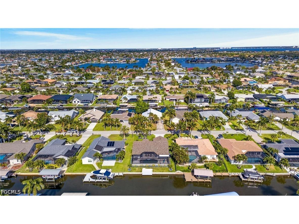 5312 SW 9th Place Cape Coral FL 33914 2026017559 image48