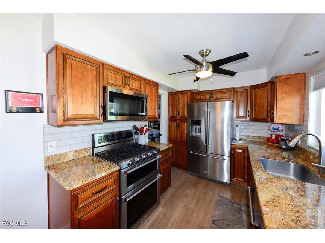 5313 Malaluka Court Cape Coral FL 33904 2025011445 image11