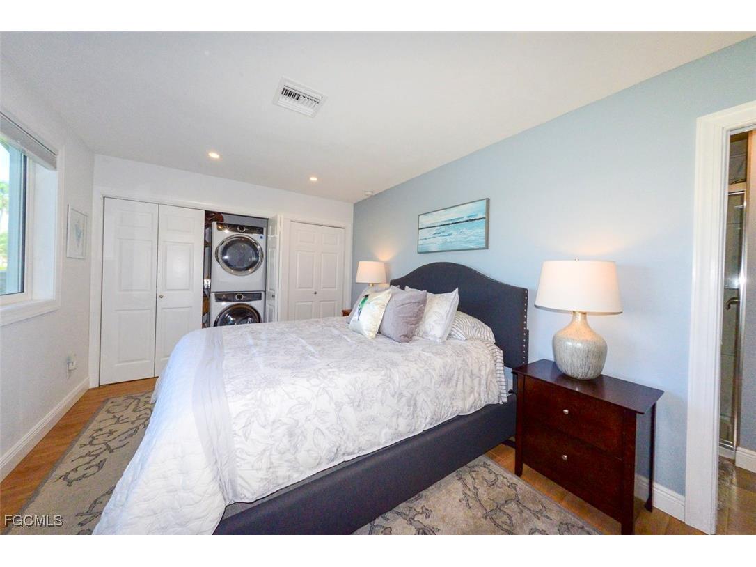 5313 Malaluka Court Cape Coral FL 33904 2025011445 image19