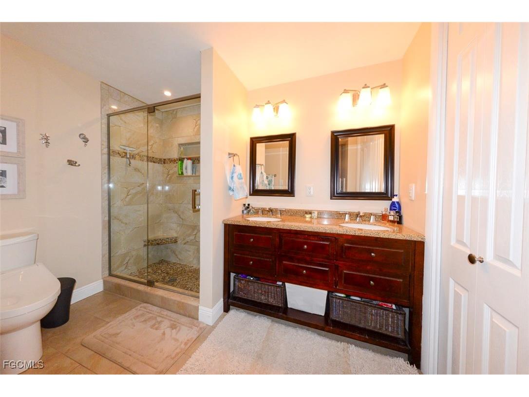 5313 Malaluka Court Cape Coral FL 33904 2025011445 image28