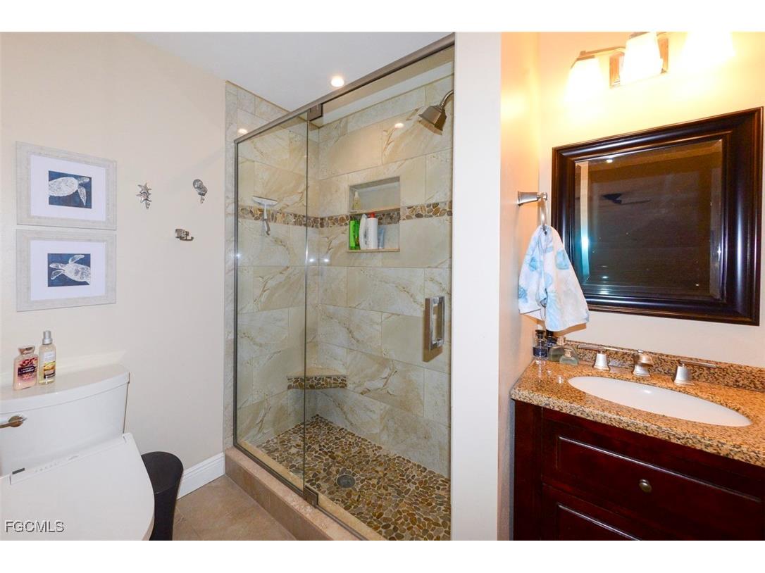 5313 Malaluka Court Cape Coral FL 33904 2025011445 image29