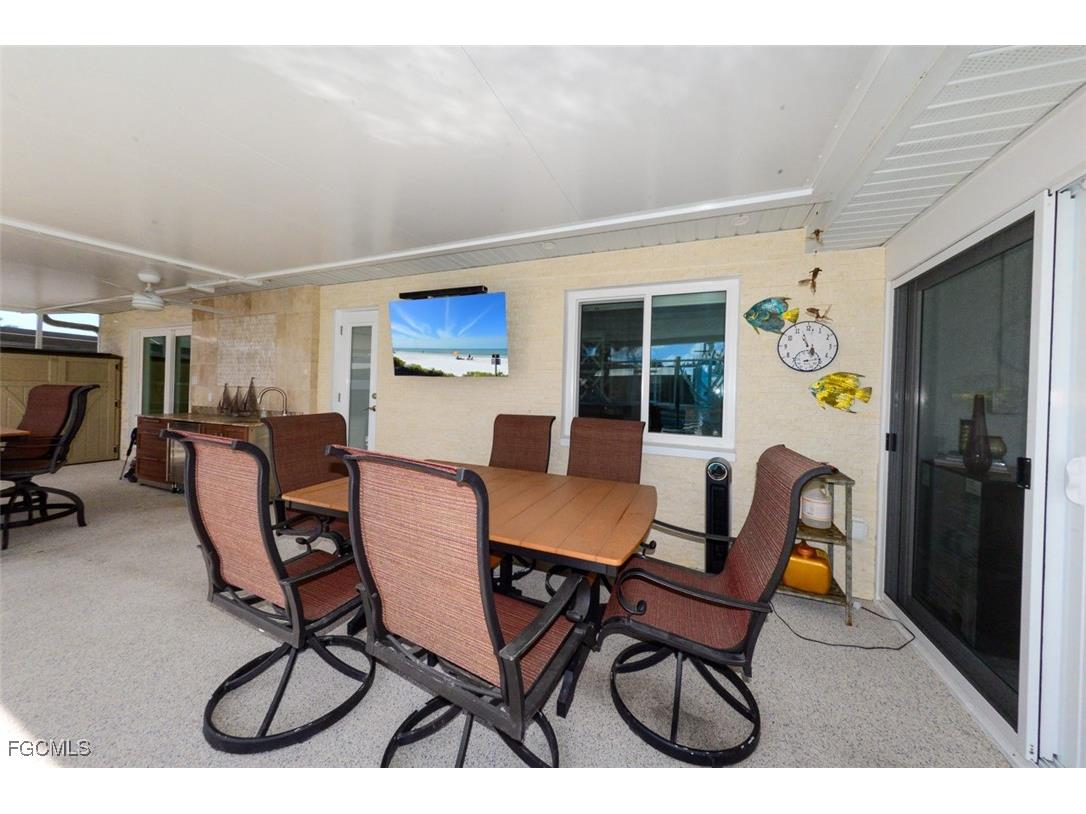 5313 Malaluka Court Cape Coral FL 33904 2025011445 image36