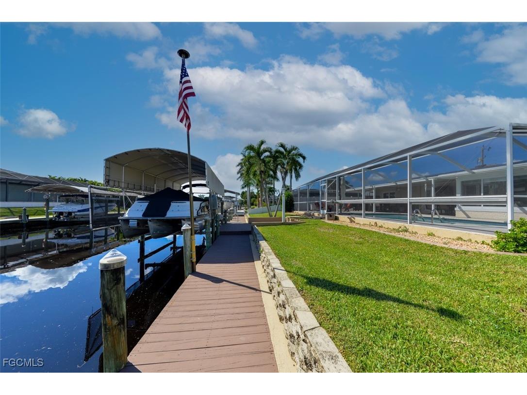5313 Malaluka Court Cape Coral FL 33904 2025011445 image43