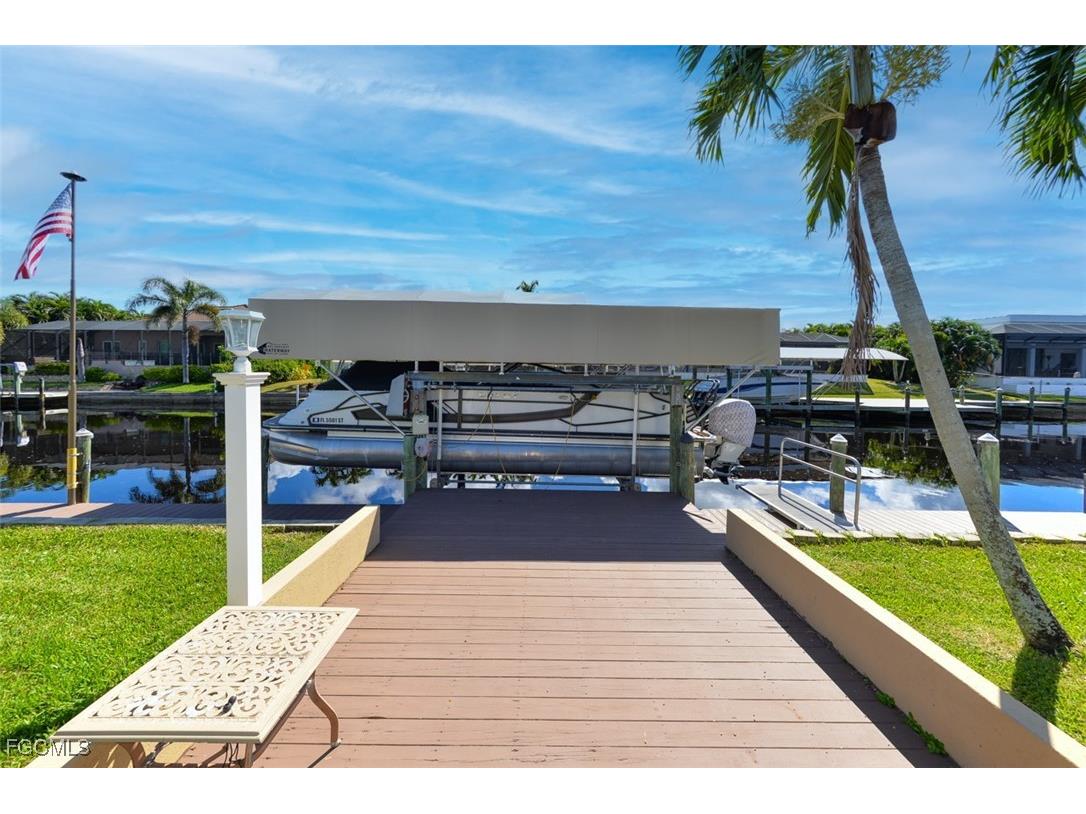5313 Malaluka Court Cape Coral FL 33904 2025011445 image45