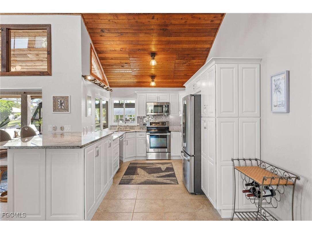 5313 SW 8th Court Cape Coral FL 33914 2025020125 image15