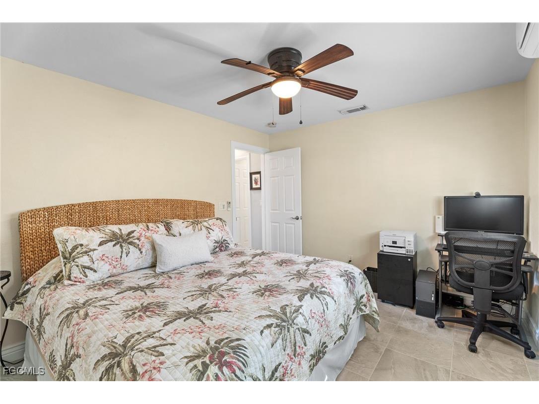 5313 SW 8th Court Cape Coral FL 33914 2025020125 image26