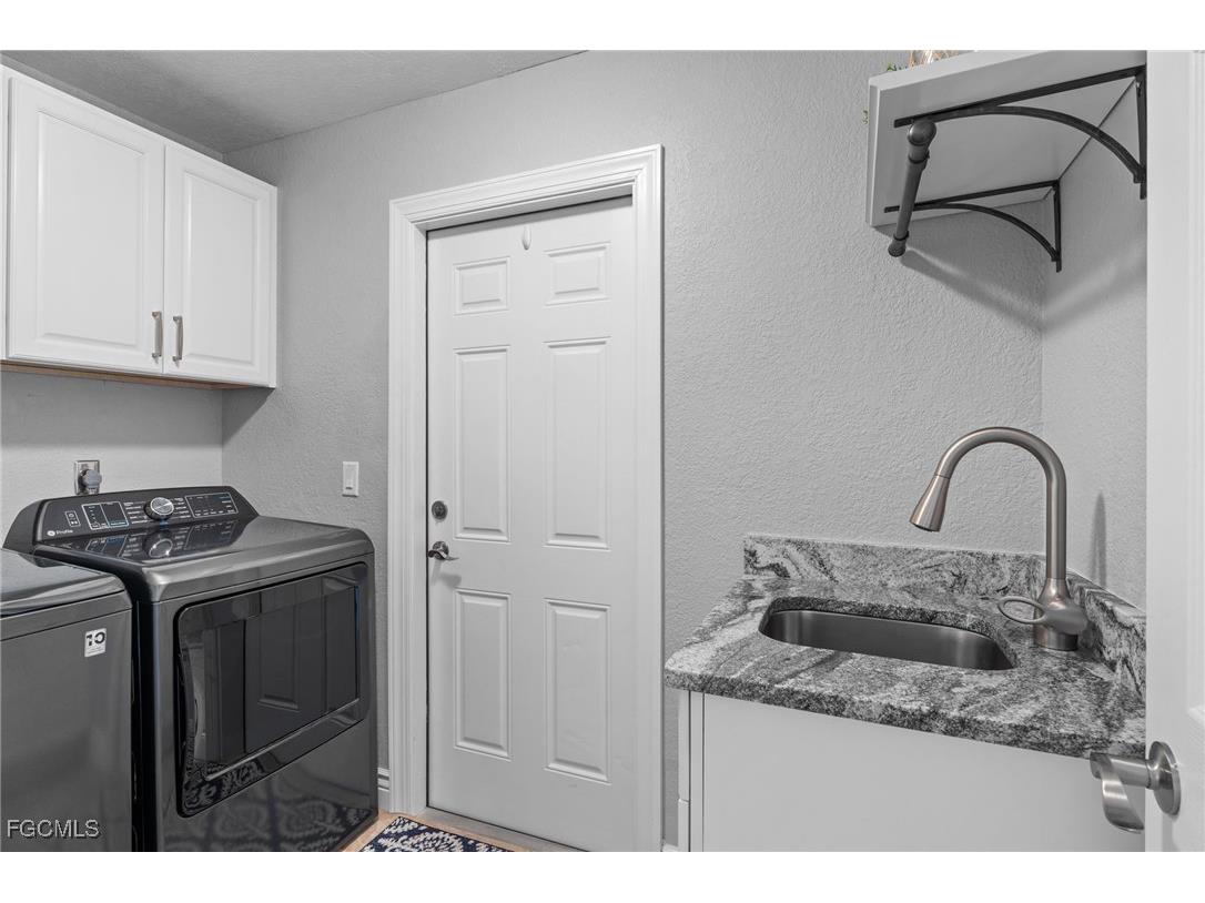 5313 SW 8th Court Cape Coral FL 33914 2025020125 image32