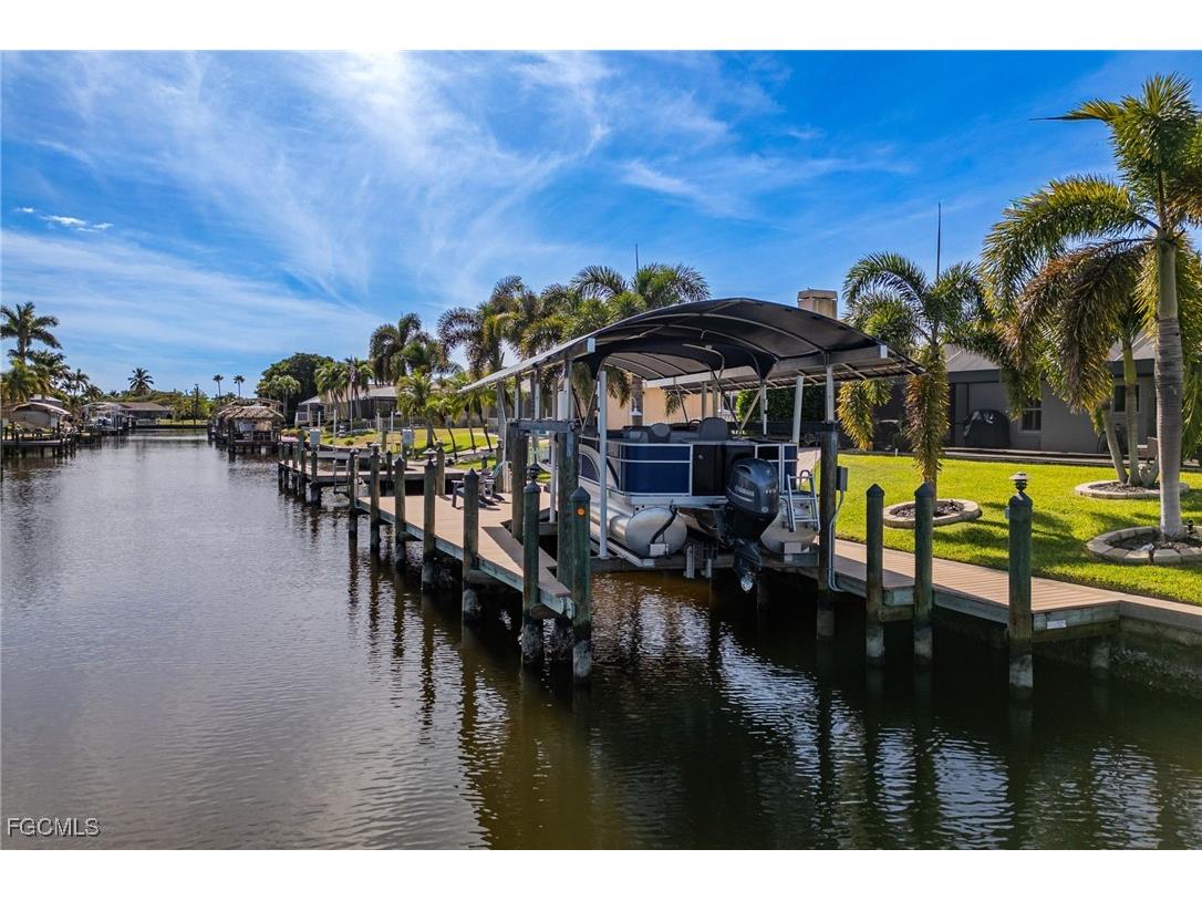 5313 SW 8th Court Cape Coral FL 33914 2025020125 image44