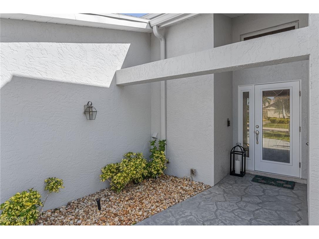 5313 SW 8th Court Cape Coral FL 33914 2025020125 image7