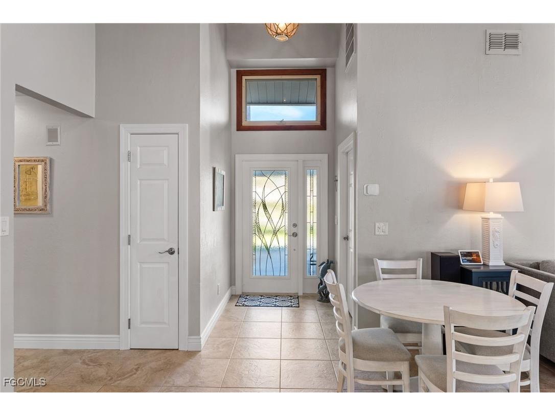 5313 SW 8th Court Cape Coral FL 33914 2025020125 image8