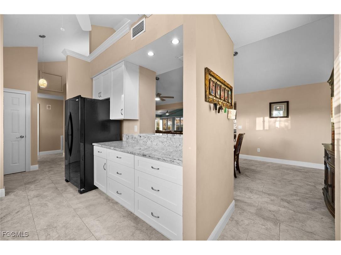 5316 Coronado Parkway Cape Coral FL 33904 2025011682 image10