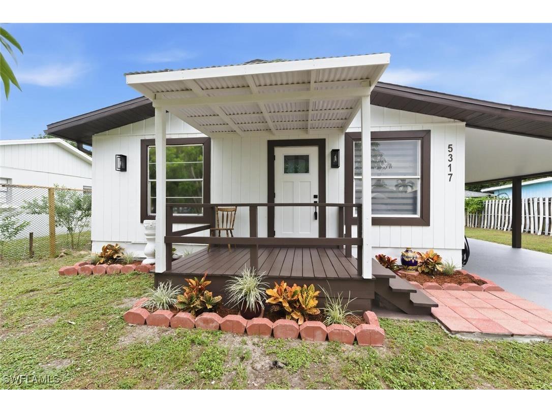 5317 Dixie Drive Naples FL 34113 225078172 image1