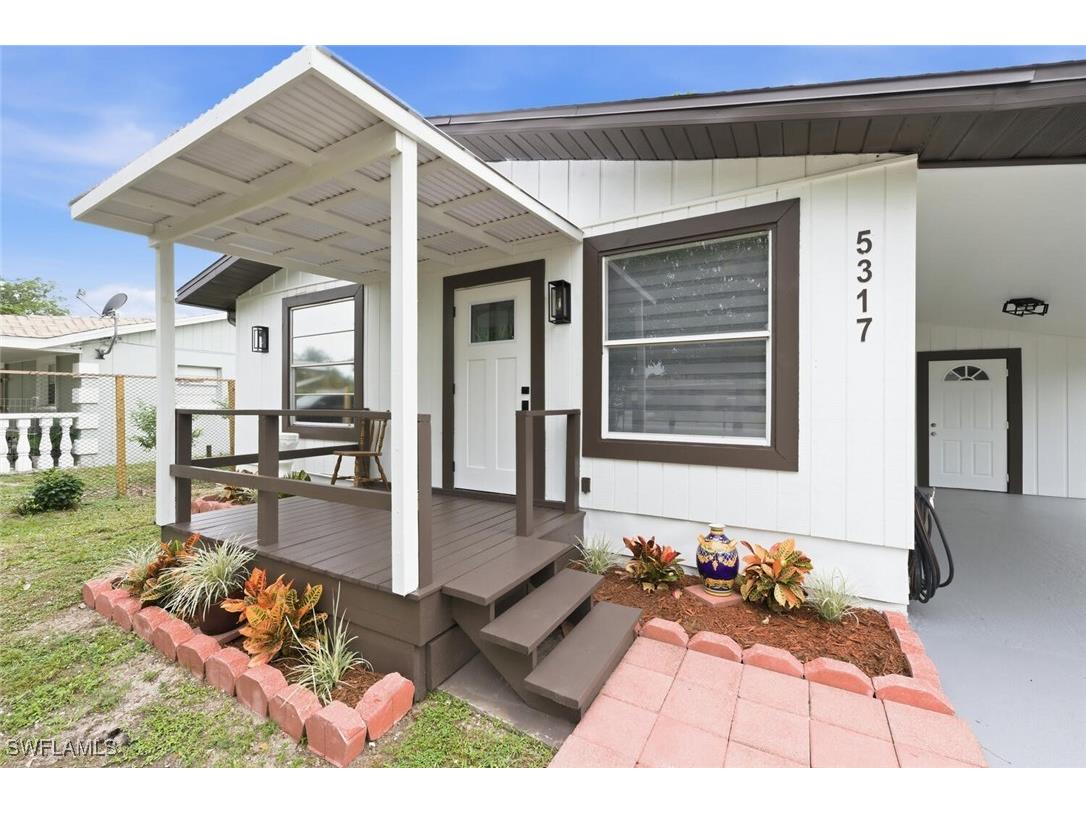 5317 Dixie Drive Naples FL 34113 225078172 image2