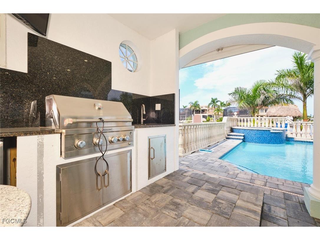 5318 Bayside Court Cape Coral FL 33904 2025019374 image33