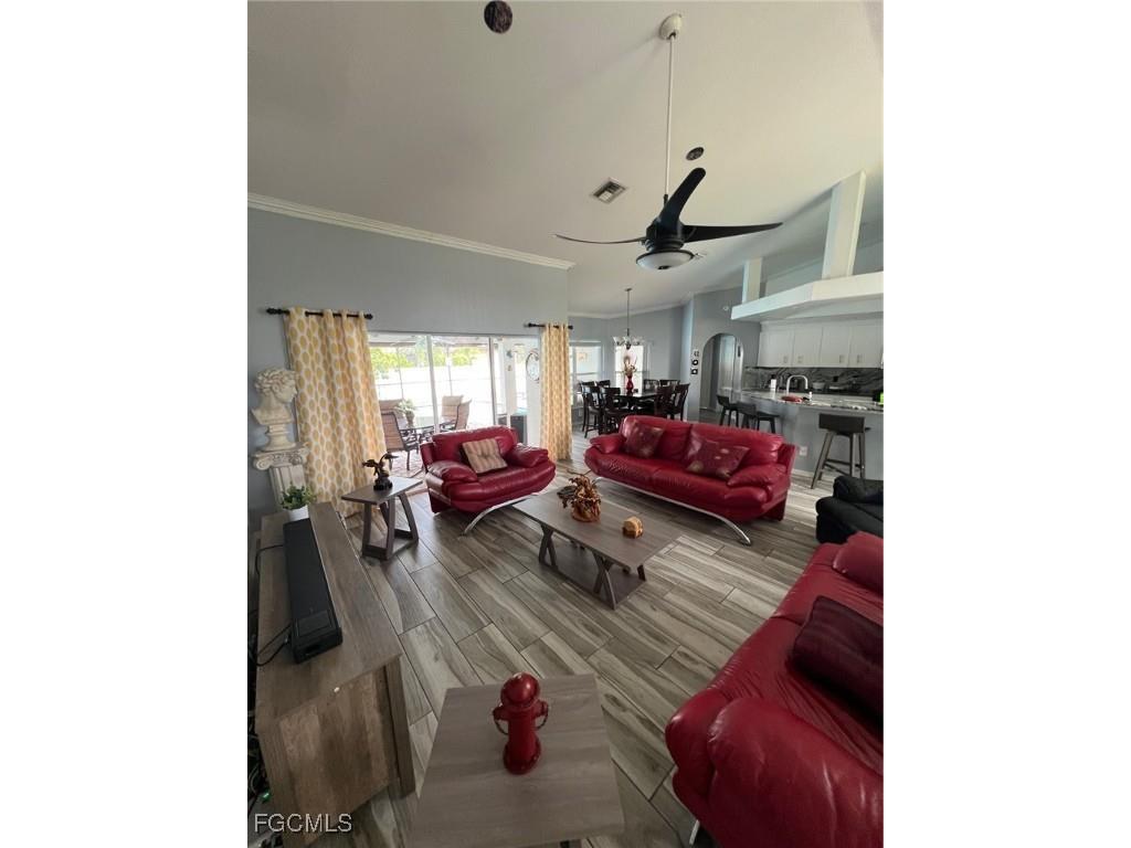 5318 SW 20th Place Cape Coral FL 33914 2025017848 image3