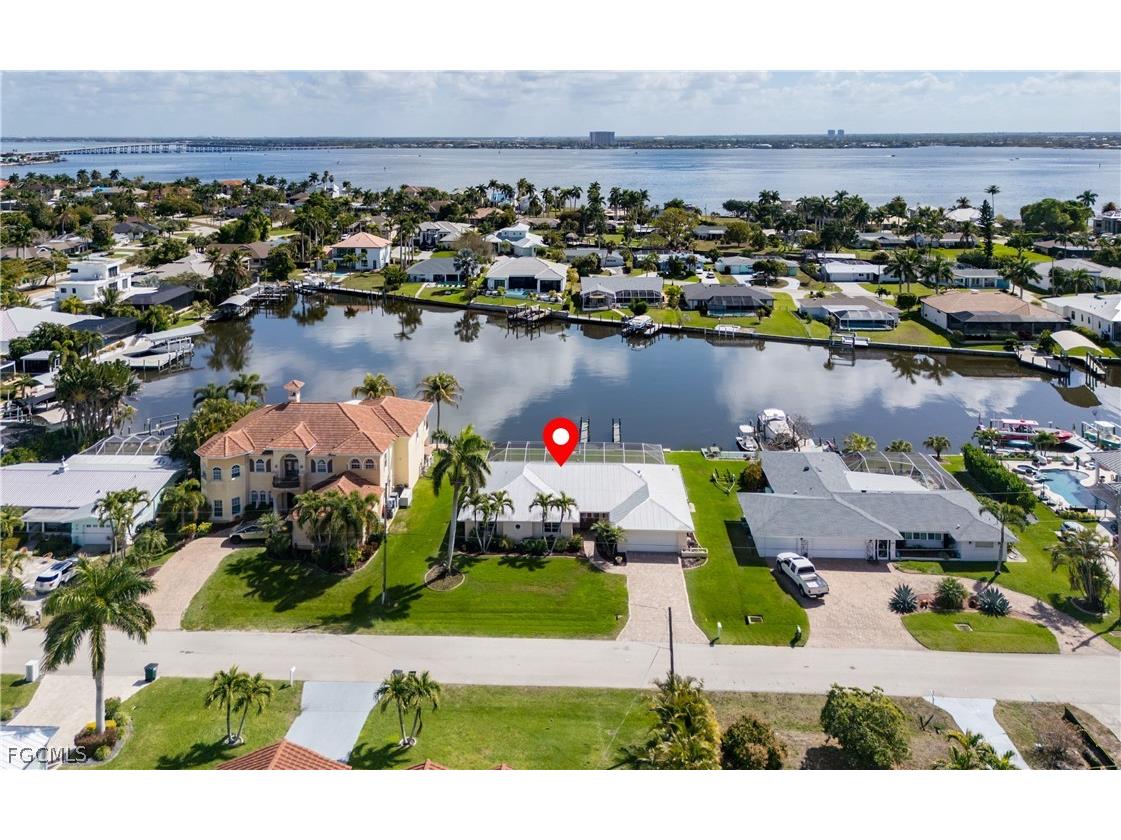 5319 Malibu Court Cape Coral FL 33904 2026012188 image1