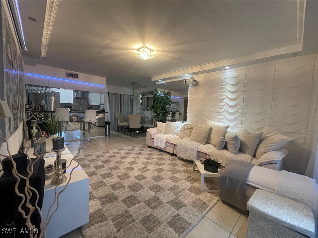 5319 Summerlin Road #1914 Fort Myers FL 33919 225061924 image1